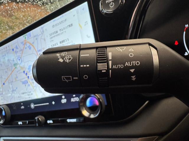 ＲＸ ５００ｈ　Ｆスポーツパフォーマンス　サンルーフ／全周囲カメラ／レーダークルーズコントロール／コーナーセンサー／ＨＵＤ／ハンドルヒーター／シートヒーター・エアコン／デジタルインナーミラー／ＥＴＣ／Ｂｌｕｅｔｏｏｔｈ／電動リアゲート（47枚目）