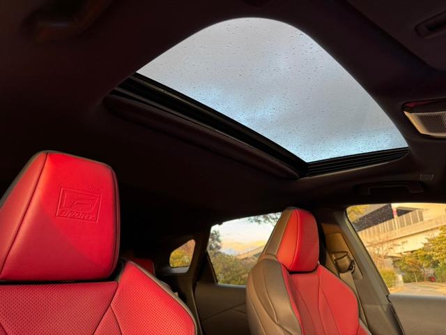 ＲＸ ５００ｈ　Ｆスポーツパフォーマンス　サンルーフ／全周囲カメラ／レーダークルーズコントロール／コーナーセンサー／ＨＵＤ／ハンドルヒーター／シートヒーター・エアコン／デジタルインナーミラー／ＥＴＣ／Ｂｌｕｅｔｏｏｔｈ／電動リアゲート（58枚目）