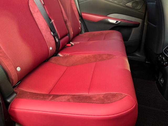 ＲＸ ５００ｈ　Ｆスポーツパフォーマンス　サンルーフ／全周囲カメラ／レーダークルーズコントロール／コーナーセンサー／ＨＵＤ／ハンドルヒーター／シートヒーター・エアコン／デジタルインナーミラー／ＥＴＣ／Ｂｌｕｅｔｏｏｔｈ／電動リアゲート（61枚目）