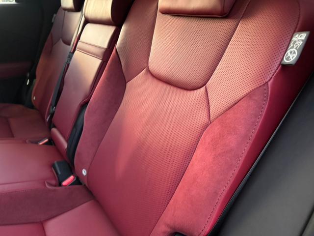 ＲＸ ５００ｈ　Ｆスポーツパフォーマンス　サンルーフ／全周囲カメラ／レーダークルーズコントロール／コーナーセンサー／ＨＵＤ／ハンドルヒーター／シートヒーター・エアコン／デジタルインナーミラー／ＥＴＣ／Ｂｌｕｅｔｏｏｔｈ／電動リアゲート（72枚目）