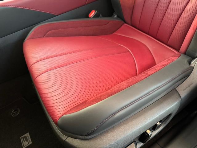 ＲＸ ５００ｈ　Ｆスポーツパフォーマンス　サンルーフ／全周囲カメラ／レーダークルーズコントロール／コーナーセンサー／ＨＵＤ／ハンドルヒーター／シートヒーター・エアコン／デジタルインナーミラー／ＥＴＣ／Ｂｌｕｅｔｏｏｔｈ／電動リアゲート（78枚目）