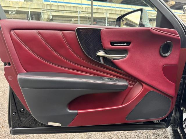 ＬＳ ５００ｈ　エグゼクティブ　マークレビンソン／衝突軽減／全周囲カメラ／レーダークルーズコントロール／コーナーセンサー／ＨＵＤ／ＢＳＭ／ハンドルヒーター／シートヒーター・エアコン／パワーシート／シートメモリ／ＥＴＣ／バックカメラ（72枚目）