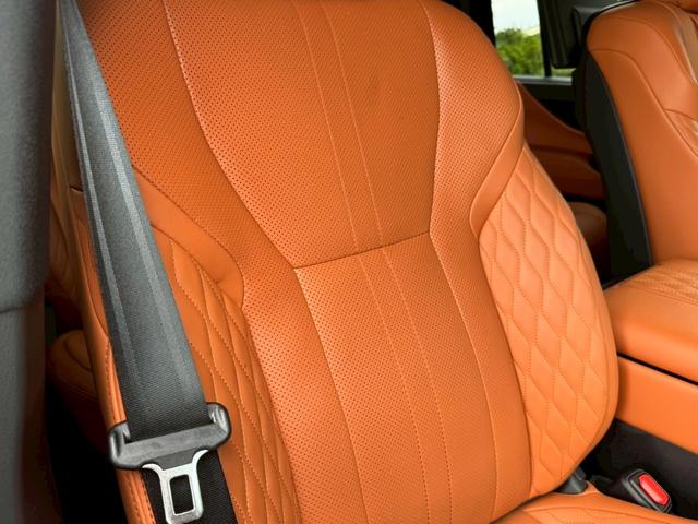 ＬＸ ６００　エグゼクティブ　ワンオーナー／サンルーフ／マクレビ／リアモニター／デジタルインナーミラー／コーナーセンサー／全周囲カメラ／シートヒーター・エアコン／パワーバックドア／電動格納ミラー／ＥＴＣ２．０／Ｂｌｕｅｔｏｏｔｈ（37枚目）
