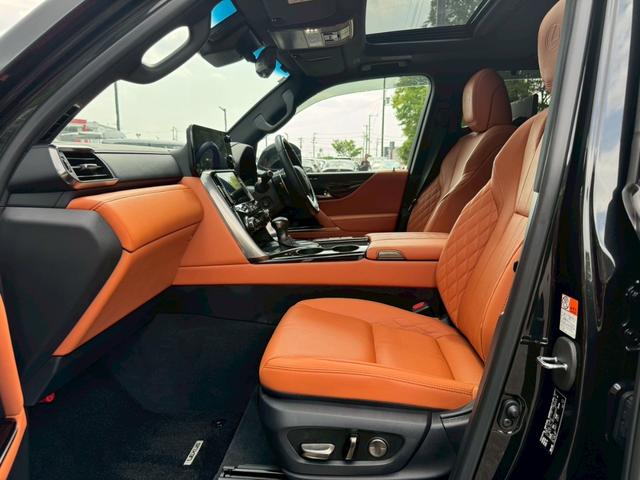 ＬＸ ６００　エグゼクティブ　ワンオーナー／サンルーフ／マクレビ／リアモニター／デジタルインナーミラー／コーナーセンサー／全周囲カメラ／シートヒーター・エアコン／パワーバックドア／電動格納ミラー／ＥＴＣ２．０／Ｂｌｕｅｔｏｏｔｈ（71枚目）