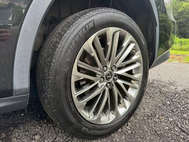 ＲＸ ４５０ｈＬ　７人乗り　後期／マークレビンソン／サンルーフ／全周囲カメラ／衝突軽減／レーダークルーズコントロール／コーナーセンサ／ＨＵＤ／ＢＳＭ／ハンドルヒーター／シートヒーター・エアコン／パワーシート／シートメモリ／ＥＴＣ（27枚目）