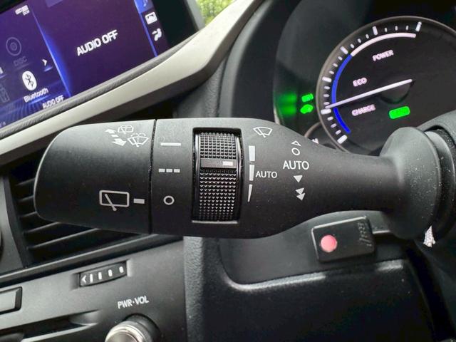 ＲＸ ４５０ｈＬ　７人乗り　後期／マークレビンソン／サンルーフ／全周囲カメラ／衝突軽減／レーダークルーズコントロール／コーナーセンサ／ＨＵＤ／ＢＳＭ／ハンドルヒーター／シートヒーター・エアコン／パワーシート／シートメモリ／ＥＴＣ（42枚目）