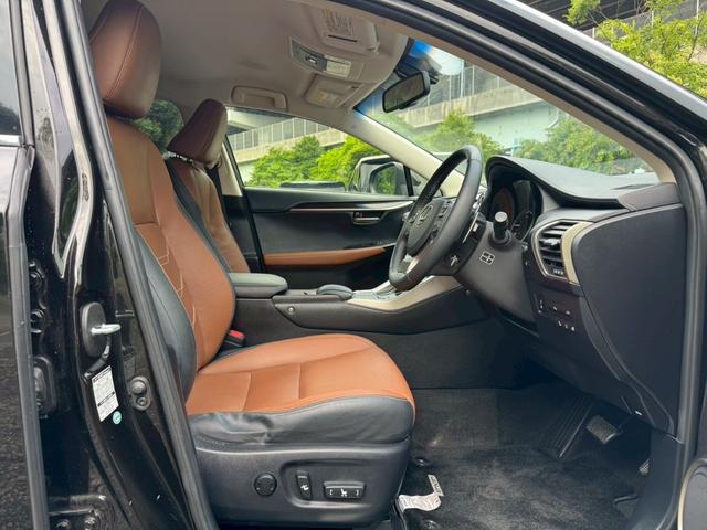 ＮＸ ３００ｈ　ＶｅｒＬ　クルーズコントロール／コーナーセンサー／ハンドルヒーター／シートヒーター・エアコン／パワーシート／シートメモリ／ＥＴＣ／Ｂｌｕｅｔｏｏｔｈ／バックカメラ／電動リアゲート／プッシュスタート（35枚目）
