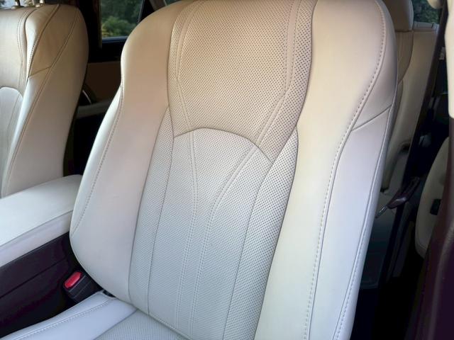 ＲＸ ４５０ｈＬ　７人乗り　後期／サンルーフ／衝突軽減／全周囲カメラ／レーダークルーズ／コーナーセンサー／ＨＵＤ／ＢＳＭ／ハンドルヒーター／シートヒーター・エアコン／置くだけ充電／パワーシート／ＥＴＣ／Ｂｌｕｅｔｏｏｔｈ（79枚目）