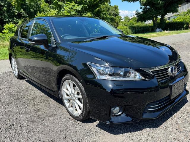 CT 200h VerC クルーズコントロール/シートヒーター/パワーシート/シートメモリ/ETC/Bluetooth/バックカメラ/電動格納ミラー/フルセグTV/プッシュスタート/HDDナビ/USB/オートライト(13枚目)