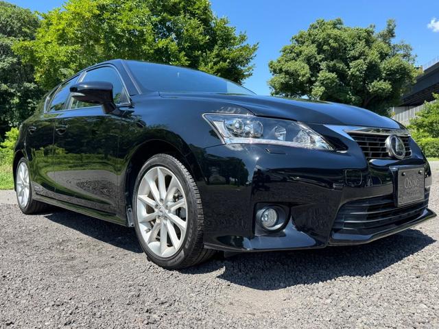 CT 200h VerC クルーズコントロール/シートヒーター/パワーシート/シートメモリ/ETC/Bluetooth/バックカメラ/電動格納ミラー/フルセグTV/プッシュスタート/HDDナビ/USB/オートライト(14枚目)