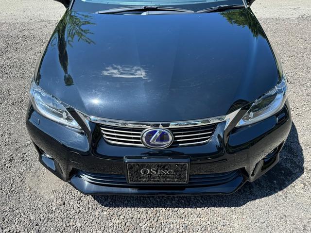 CT 200h VerC クルーズコントロール/シートヒーター/パワーシート/シートメモリ/ETC/Bluetooth/バックカメラ/電動格納ミラー/フルセグTV/プッシュスタート/HDDナビ/USB/オートライト(18枚目)