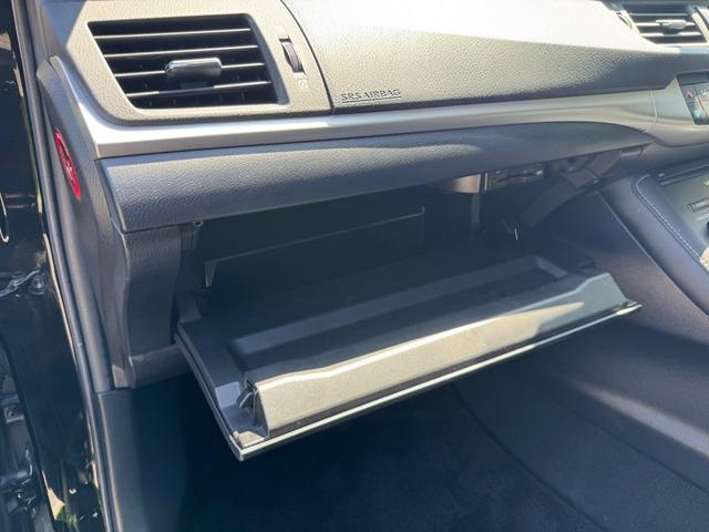 CT 200h VerC クルーズコントロール/シートヒーター/パワーシート/シートメモリ/ETC/Bluetooth/バックカメラ/電動格納ミラー/フルセグTV/プッシュスタート/HDDナビ/USB/オートライト(72枚目)