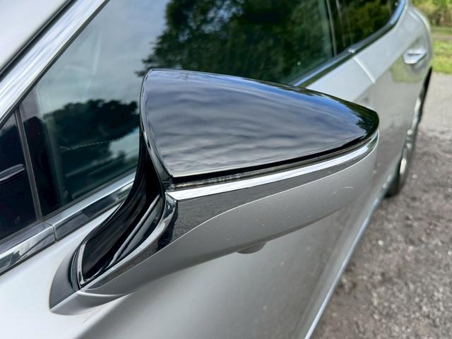 ＬＳ ５００ｈ　ＶｅｒＬ　衝突軽減／全周囲カメラ／レーダークルーズコントロール／コーナーセンサー／ＨＵＤ／ＢＳＭ／ハンドルヒーター／シートヒーター・エアコン／パワーシート／シートメモリ／ＥＴＣ／Ｂｌｕｅｔｏｏｔｈ／バックカメラ（9枚目）