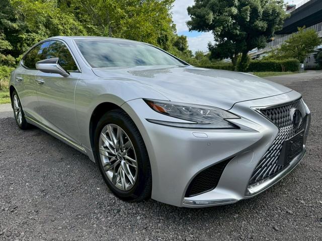 ＬＳ ５００ｈ　ＶｅｒＬ　衝突軽減／全周囲カメラ／レーダークルーズコントロール／コーナーセンサー／ＨＵＤ／ＢＳＭ／ハンドルヒーター／シートヒーター・エアコン／パワーシート／シートメモリ／ＥＴＣ／Ｂｌｕｅｔｏｏｔｈ／バックカメラ（12枚目）