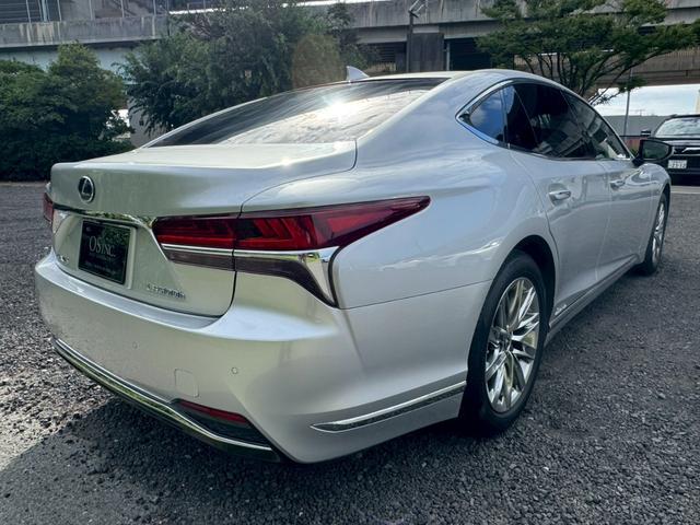 ＬＳ ５００ｈ　ＶｅｒＬ　衝突軽減／全周囲カメラ／レーダークルーズコントロール／コーナーセンサー／ＨＵＤ／ＢＳＭ／ハンドルヒーター／シートヒーター・エアコン／パワーシート／シートメモリ／ＥＴＣ／Ｂｌｕｅｔｏｏｔｈ／バックカメラ（20枚目）