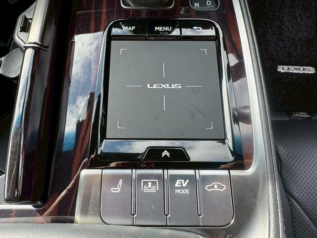 ＬＳ ５００ｈ　ＶｅｒＬ　衝突軽減／全周囲カメラ／レーダークルーズコントロール／コーナーセンサー／ＨＵＤ／ＢＳＭ／ハンドルヒーター／シートヒーター・エアコン／パワーシート／シートメモリ／ＥＴＣ／Ｂｌｕｅｔｏｏｔｈ／バックカメラ（47枚目）