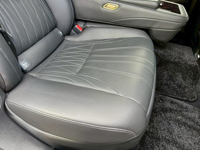ＬＳ ５００ｈ　ＶｅｒＬ　衝突軽減／全周囲カメラ／レーダークルーズコントロール／コーナーセンサー／ＨＵＤ／ＢＳＭ／ハンドルヒーター／シートヒーター・エアコン／パワーシート／シートメモリ／ＥＴＣ／Ｂｌｕｅｔｏｏｔｈ／バックカメラ（62枚目）