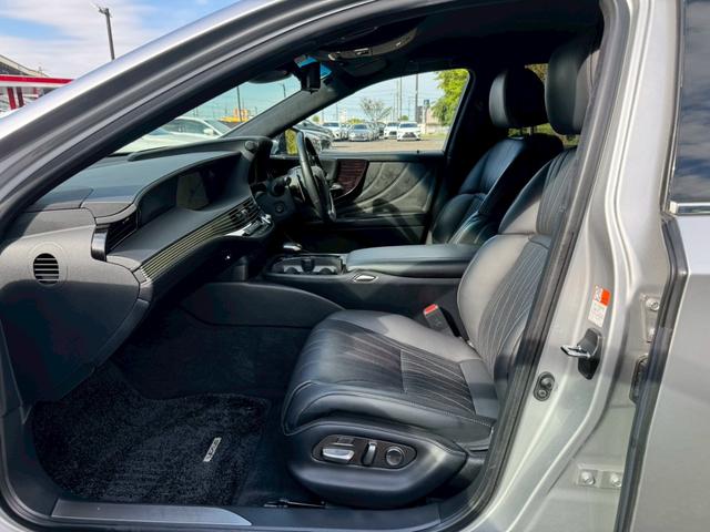 ＬＳ ５００ｈ　ＶｅｒＬ　衝突軽減／全周囲カメラ／レーダークルーズコントロール／コーナーセンサー／ＨＵＤ／ＢＳＭ／ハンドルヒーター／シートヒーター・エアコン／パワーシート／シートメモリ／ＥＴＣ／Ｂｌｕｅｔｏｏｔｈ／バックカメラ（78枚目）