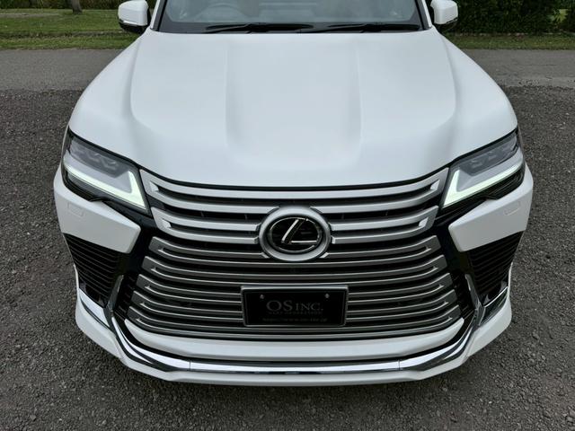 ＬＸ ６００　エグゼクティブ　モデリスタエアロ・ホイール／サンルーフ／リアモニター／マクレビ／ＨＵＤ／ＢＳＭ／デジタルインナーミラー／衝突軽減／レーダークルーズ／コーナーセンサ／全周囲カメラ／ＥＴＣ／パワーバックドア（20枚目）