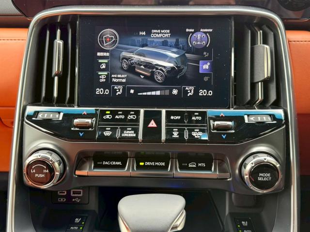 ＬＸ ６００　エグゼクティブ　モデリスタエアロ・ホイール／サンルーフ／リアモニター／マクレビ／ＨＵＤ／ＢＳＭ／デジタルインナーミラー／衝突軽減／レーダークルーズ／コーナーセンサ／全周囲カメラ／ＥＴＣ／パワーバックドア（55枚目）