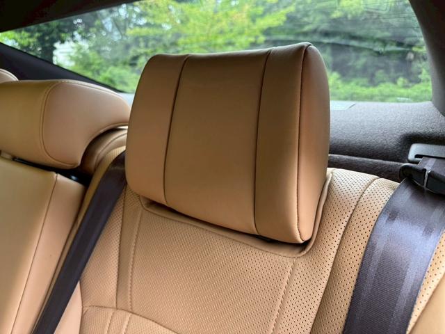 ＥＳ ３００ｈ　ＶｅｒＬ　サンルーフ／全周囲カメラ／衝突軽減／レーダークルーズコントロール／コーナーセンサー／ＢＳＭ／ハンドルヒーター／シートヒーター・エアコン／パワーシート／シートメモリ／ＥＴＣ／Ｂｌｕｅｔｏｏｔｈ（74枚目）
