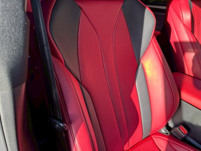 ＥＳ ３００ｈ　Ｆスポーツ　／ＴＲＤエアロ／サンルーフ／衝突軽減／レーダークルーズ／レーンキープ／コーナーセンサ／シートヒータ・エアコン／ステアリングヒーター／オートライト／レッドレザー／ＥＴＣ／バックカメラ／Ｂｌｕｅｔｏｏｔｈ（36枚目）