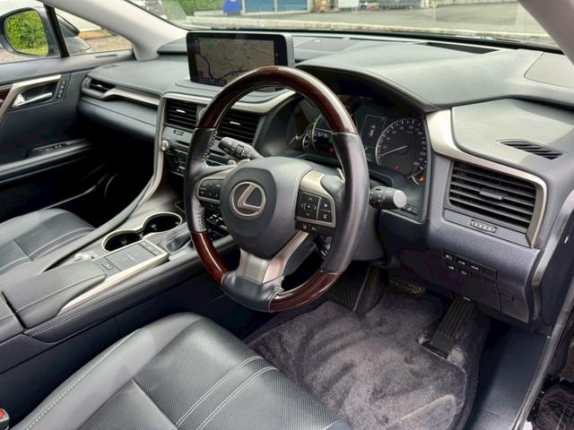 ＲＸ ４５０ｈＬ　４ＷＤ／　後期／７人乗り／ワンオーナー／モデリスタエアロ／サンルーフ／リアモニター／衝突軽減／ＨＵＤ／ＢＳＭ／レーダークルーズ／コーナーセンサ／全周囲カメラ／シートヒーター・エアコン／パワーバックドア／ＥＴＣ（39枚目）
