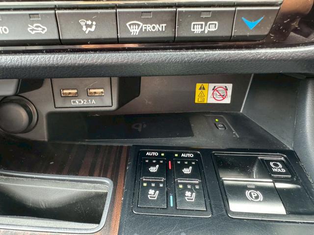 ＲＸ ４５０ｈＬ　４ＷＤ／　後期／７人乗り／ワンオーナー／モデリスタエアロ／サンルーフ／リアモニター／衝突軽減／ＨＵＤ／ＢＳＭ／レーダークルーズ／コーナーセンサ／全周囲カメラ／シートヒーター・エアコン／パワーバックドア／ＥＴＣ（52枚目）