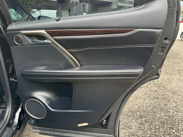 ＲＸ ４５０ｈＬ　４ＷＤ／　後期／７人乗り／ワンオーナー／モデリスタエアロ／サンルーフ／リアモニター／衝突軽減／ＨＵＤ／ＢＳＭ／レーダークルーズ／コーナーセンサ／全周囲カメラ／シートヒーター・エアコン／パワーバックドア／ＥＴＣ（59枚目）