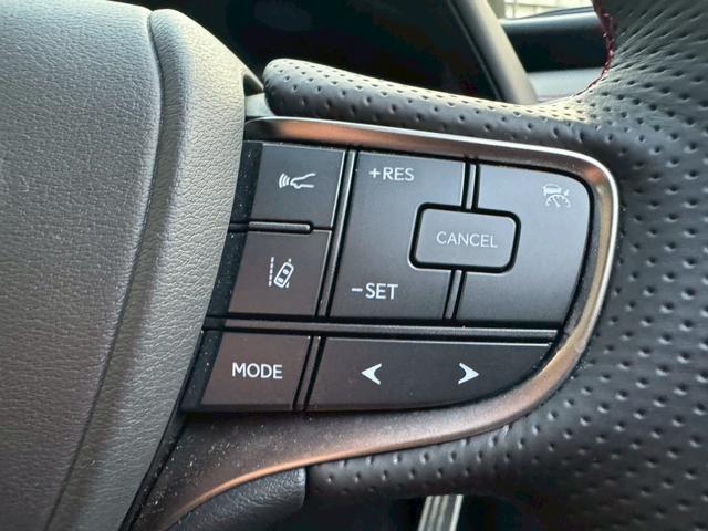 ＵＸ ２５０ｈ　Ｆスポーツ　／衝突軽減／ＢＳＭ／レーダークルーズ／レーンキープ／コーナーセンサー／全周囲カメラ／シートヒータ・エアコン／ステアリングヒーター／パワーバックドア／プッシュスタート／パワーシート／シートメモリ／ＥＴＣ（43枚目）