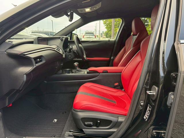 ＵＸ ２５０ｈ　Ｆスポーツ　／衝突軽減／ＢＳＭ／レーダークルーズ／レーンキープ／コーナーセンサー／全周囲カメラ／シートヒータ・エアコン／ステアリングヒーター／パワーバックドア／プッシュスタート／パワーシート／シートメモリ／ＥＴＣ（70枚目）