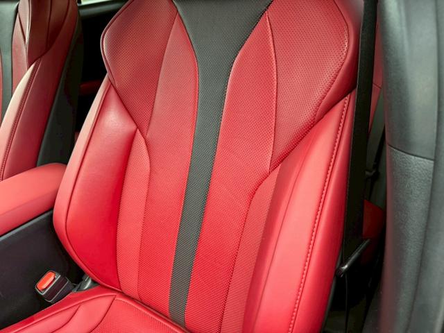ＵＸ ２５０ｈ　Ｆスポーツ　／衝突軽減／ＢＳＭ／レーダークルーズ／レーンキープ／コーナーセンサー／全周囲カメラ／シートヒータ・エアコン／ステアリングヒーター／パワーバックドア／プッシュスタート／パワーシート／シートメモリ／ＥＴＣ（72枚目）