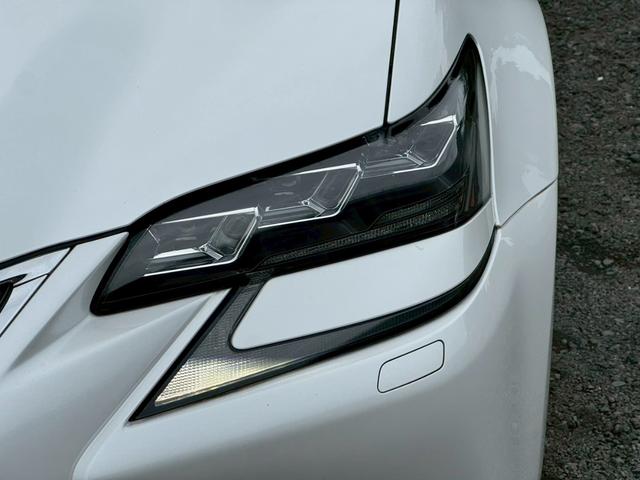 ＧＳ ３００ｈ　Ｉｐｋｇ　後期／衝突軽減／レーダークルーズ／ＢＳＭ／レーンキープ／コーナーセンサ／パワーバックドア／シートヒータ・エアコン／ハンドルヒーター／パワーシート／シートメモリ／ＥＴＣ／バックカメラ／Ｂｌｕｅｔｏｏｔｈ（4枚目）