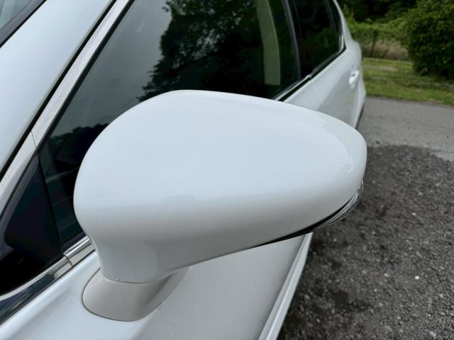 ＧＳ ３００ｈ　Ｉｐｋｇ　後期／衝突軽減／レーダークルーズ／ＢＳＭ／レーンキープ／コーナーセンサ／パワーバックドア／シートヒータ・エアコン／ハンドルヒーター／パワーシート／シートメモリ／ＥＴＣ／バックカメラ／Ｂｌｕｅｔｏｏｔｈ（9枚目）