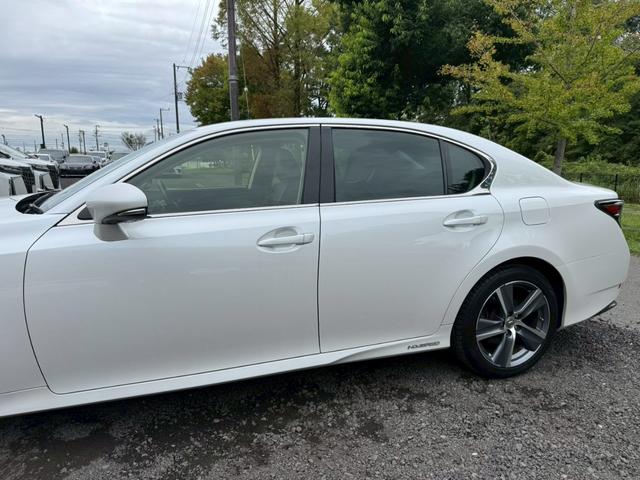 ＧＳ ３００ｈ　Ｉｐｋｇ　後期／衝突軽減／レーダークルーズ／ＢＳＭ／レーンキープ／コーナーセンサ／パワーバックドア／シートヒータ・エアコン／ハンドルヒーター／パワーシート／シートメモリ／ＥＴＣ／バックカメラ／Ｂｌｕｅｔｏｏｔｈ（10枚目）