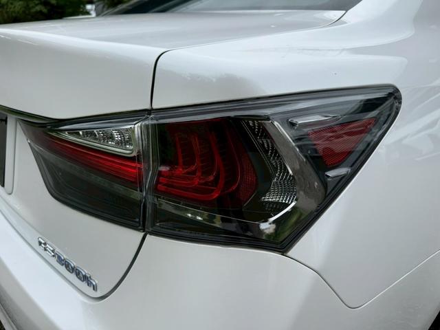ＧＳ ３００ｈ　Ｉｐｋｇ　後期／衝突軽減／レーダークルーズ／ＢＳＭ／レーンキープ／コーナーセンサ／パワーバックドア／シートヒータ・エアコン／ハンドルヒーター／パワーシート／シートメモリ／ＥＴＣ／バックカメラ／Ｂｌｕｅｔｏｏｔｈ（21枚目）