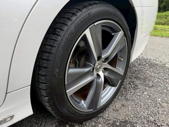 ＧＳ ３００ｈ　Ｉｐｋｇ　後期／衝突軽減／レーダークルーズ／ＢＳＭ／レーンキープ／コーナーセンサ／パワーバックドア／シートヒータ・エアコン／ハンドルヒーター／パワーシート／シートメモリ／ＥＴＣ／バックカメラ／Ｂｌｕｅｔｏｏｔｈ（29枚目）