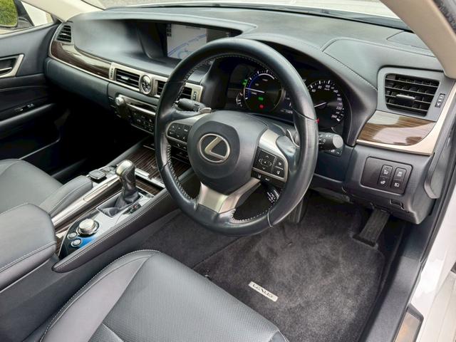 ＧＳ ３００ｈ　Ｉｐｋｇ　後期／衝突軽減／レーダークルーズ／ＢＳＭ／レーンキープ／コーナーセンサ／パワーバックドア／シートヒータ・エアコン／ハンドルヒーター／パワーシート／シートメモリ／ＥＴＣ／バックカメラ／Ｂｌｕｅｔｏｏｔｈ（38枚目）
