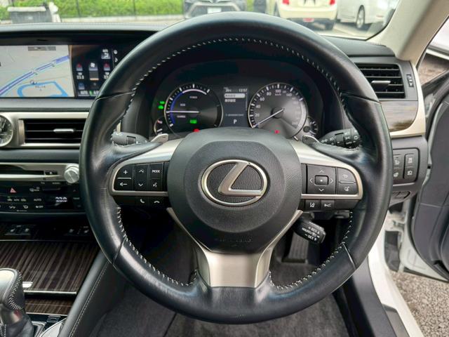 ＧＳ ３００ｈ　Ｉｐｋｇ　後期／衝突軽減／レーダークルーズ／ＢＳＭ／レーンキープ／コーナーセンサ／パワーバックドア／シートヒータ・エアコン／ハンドルヒーター／パワーシート／シートメモリ／ＥＴＣ／バックカメラ／Ｂｌｕｅｔｏｏｔｈ（39枚目）