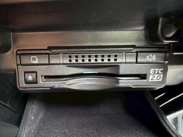 ＧＳ ３００ｈ　Ｉｐｋｇ　後期／衝突軽減／レーダークルーズ／ＢＳＭ／レーンキープ／コーナーセンサ／パワーバックドア／シートヒータ・エアコン／ハンドルヒーター／パワーシート／シートメモリ／ＥＴＣ／バックカメラ／Ｂｌｕｅｔｏｏｔｈ（46枚目）