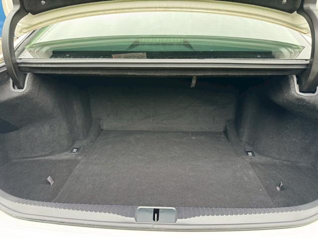 ＧＳ ３００ｈ　Ｉｐｋｇ　後期／衝突軽減／レーダークルーズ／ＢＳＭ／レーンキープ／コーナーセンサ／パワーバックドア／シートヒータ・エアコン／ハンドルヒーター／パワーシート／シートメモリ／ＥＴＣ／バックカメラ／Ｂｌｕｅｔｏｏｔｈ（64枚目）
