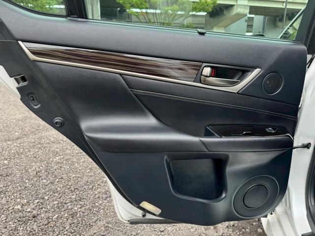 ＧＳ ３００ｈ　Ｉｐｋｇ　後期／衝突軽減／レーダークルーズ／ＢＳＭ／レーンキープ／コーナーセンサ／パワーバックドア／シートヒータ・エアコン／ハンドルヒーター／パワーシート／シートメモリ／ＥＴＣ／バックカメラ／Ｂｌｕｅｔｏｏｔｈ（66枚目）