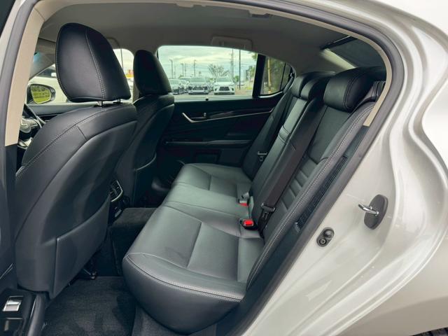 ＧＳ ３００ｈ　Ｉｐｋｇ　後期／衝突軽減／レーダークルーズ／ＢＳＭ／レーンキープ／コーナーセンサ／パワーバックドア／シートヒータ・エアコン／ハンドルヒーター／パワーシート／シートメモリ／ＥＴＣ／バックカメラ／Ｂｌｕｅｔｏｏｔｈ（67枚目）