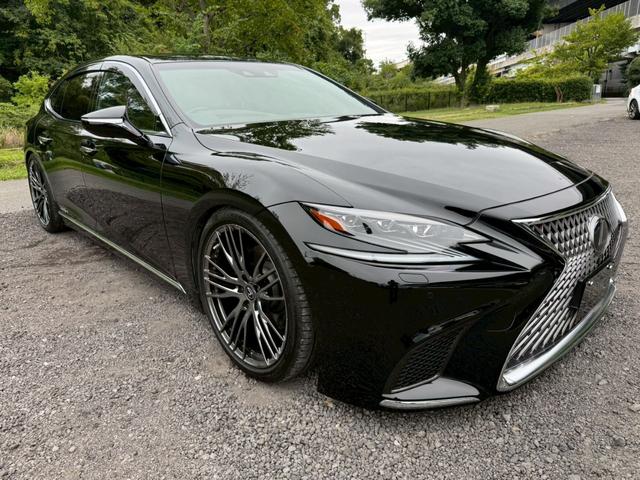 ＬＳ ５００ｈ　エグゼクティブ　／サンルーフ／ＯＰモデリスタ２１インチＡＷ／マークレビンソン／黒革／リアエンター／デジタルインナーミラー／ＨＵＤ／パワートランク／全周囲カメラ／アートウッドパネル／シートヒーター・クーラー／ＥＴＣ（14枚目）
