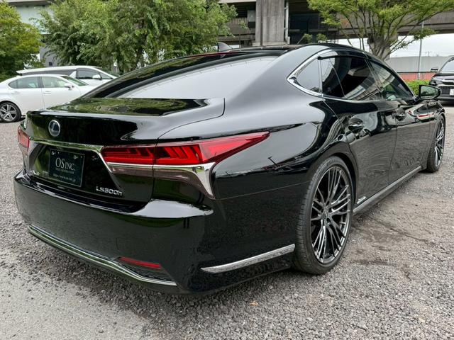 ＬＳ ５００ｈ　エグゼクティブ　／サンルーフ／ＯＰモデリスタ２１インチＡＷ／マークレビンソン／黒革／リアエンター／デジタルインナーミラー／ＨＵＤ／パワートランク／全周囲カメラ／アートウッドパネル／シートヒーター・クーラー／ＥＴＣ（24枚目）