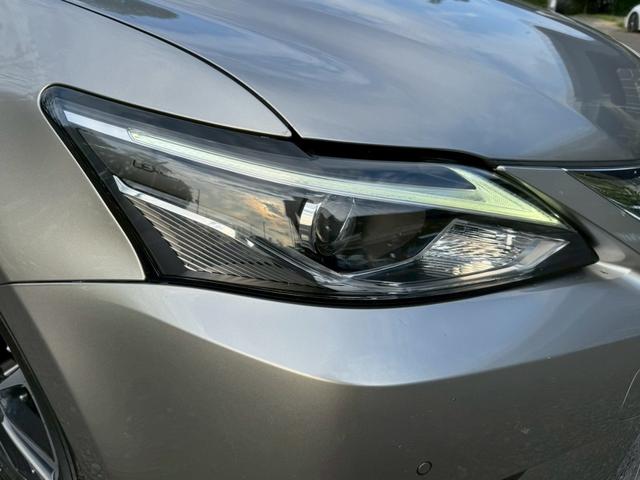 CT 200h VerC 衝突軽減/レーダークルーズコントロール/コーナーセンサー/ハンドルヒーター/シートヒーター/パワーシート/シートメモリ/ETC/Bluetooth/バックカメラ/電動格納ミラー/フルセグTV(10枚目)