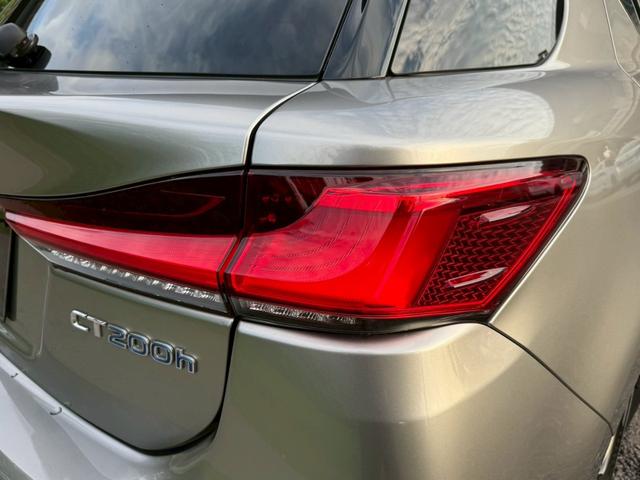 CT 200h VerC 衝突軽減/レーダークルーズコントロール/コーナーセンサー/ハンドルヒーター/シートヒーター/パワーシート/シートメモリ/ETC/Bluetooth/バックカメラ/電動格納ミラー/フルセグTV(23枚目)