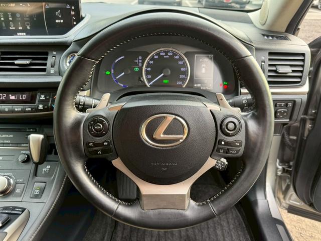CT 200h VerC 衝突軽減/レーダークルーズコントロール/コーナーセンサー/ハンドルヒーター/シートヒーター/パワーシート/シートメモリ/ETC/Bluetooth/バックカメラ/電動格納ミラー/フルセグTV(36枚目)