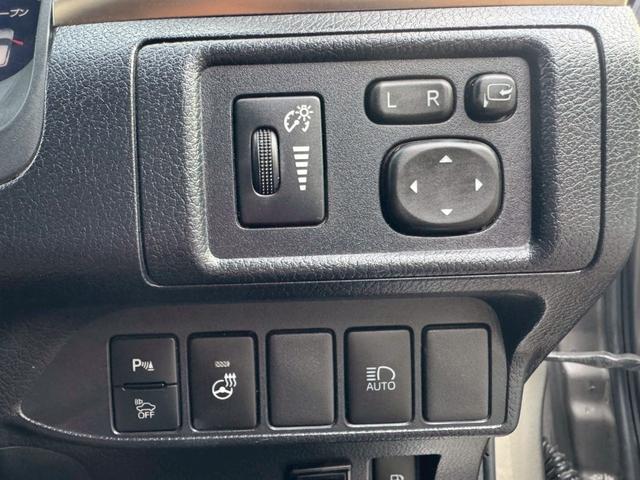 CT 200h VerC 衝突軽減/レーダークルーズコントロール/コーナーセンサー/ハンドルヒーター/シートヒーター/パワーシート/シートメモリ/ETC/Bluetooth/バックカメラ/電動格納ミラー/フルセグTV(42枚目)