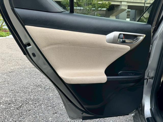 CT 200h VerC 衝突軽減/レーダークルーズコントロール/コーナーセンサー/ハンドルヒーター/シートヒーター/パワーシート/シートメモリ/ETC/Bluetooth/バックカメラ/電動格納ミラー/フルセグTV(60枚目)